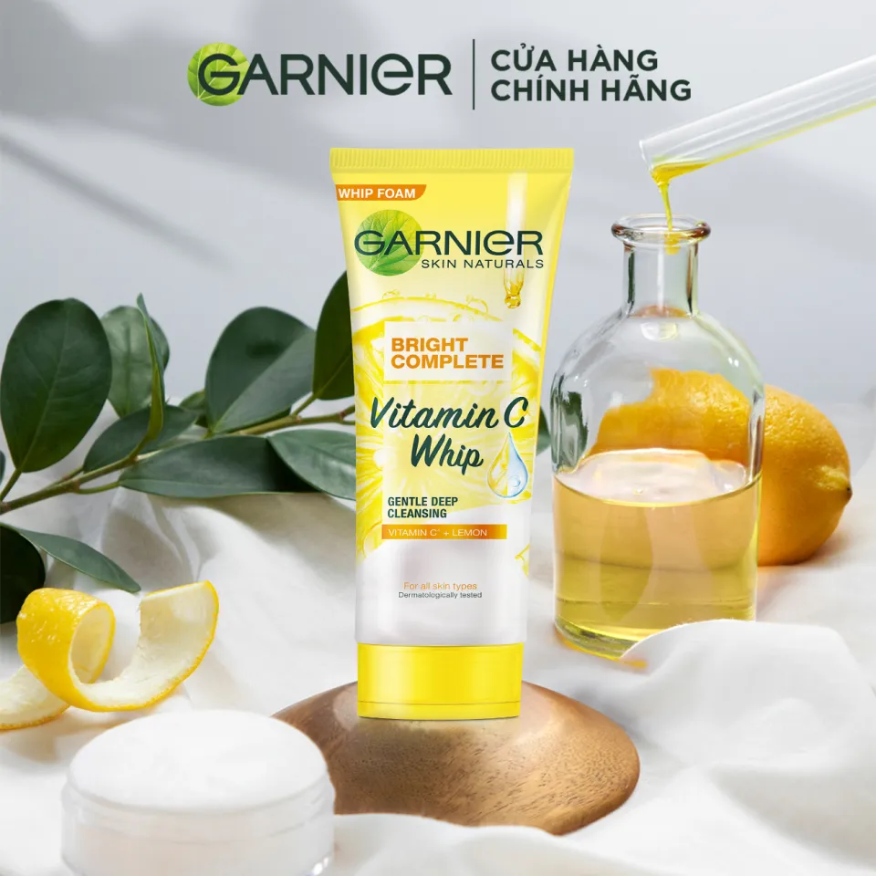 Sữa Rửa Mặt Garnier Bright Complete Vitamin C Super Whip (100ml)